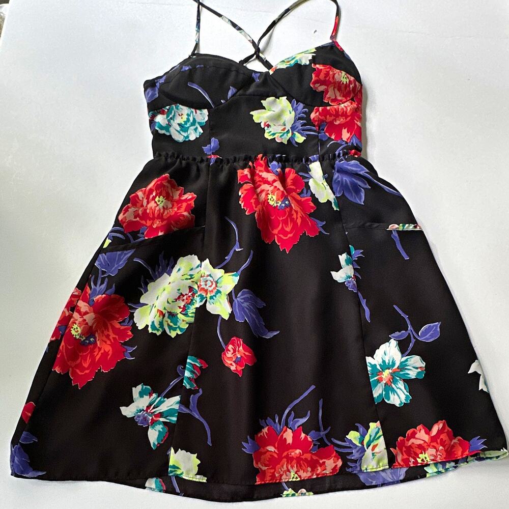 American Eagle Outfitters XS Black Floral Smocked Spaghetti Mini Dress Party